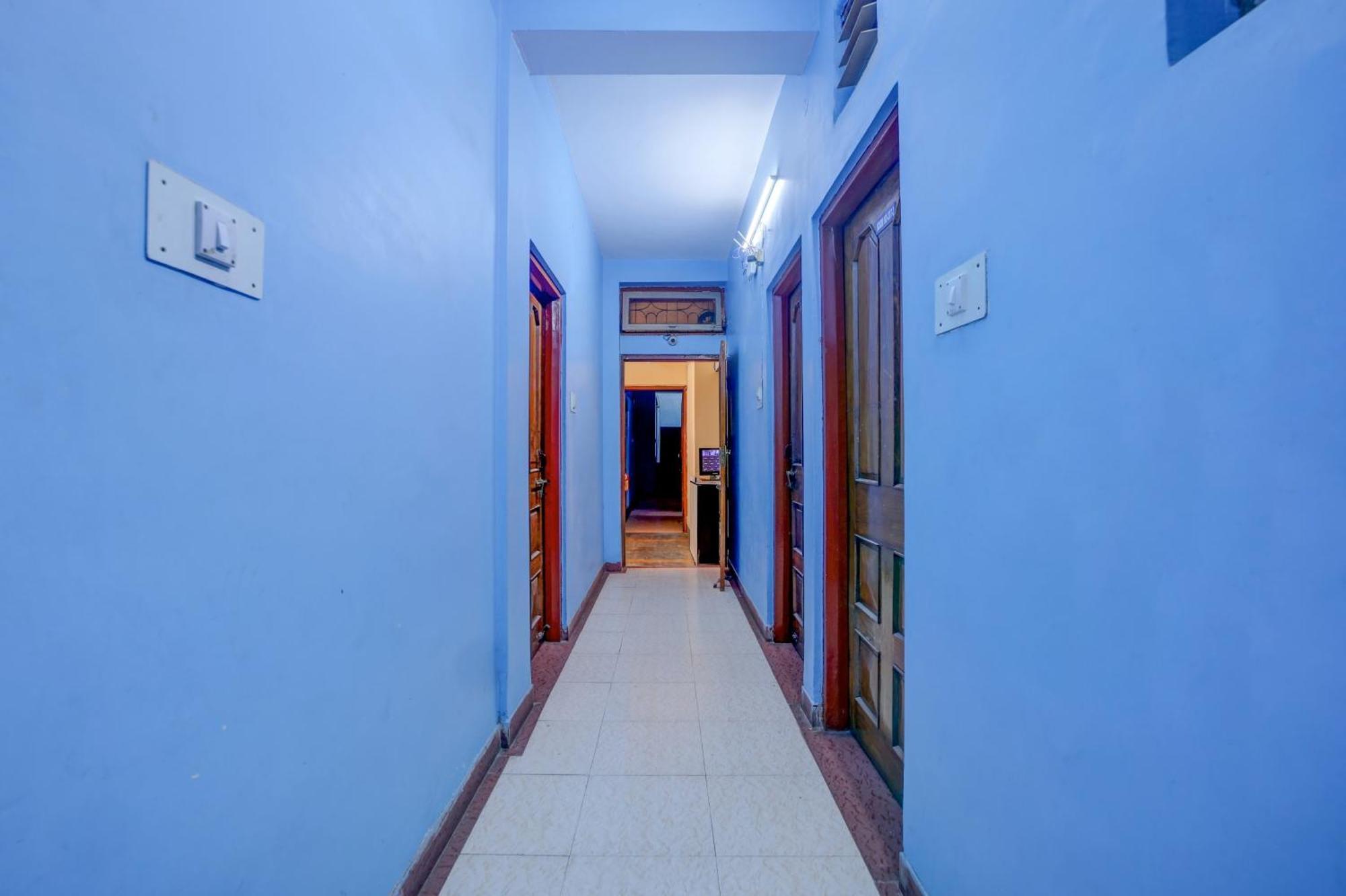 Oyo Flagship 81389 Hotel Siddhi Vinayak Motihari Exterior photo